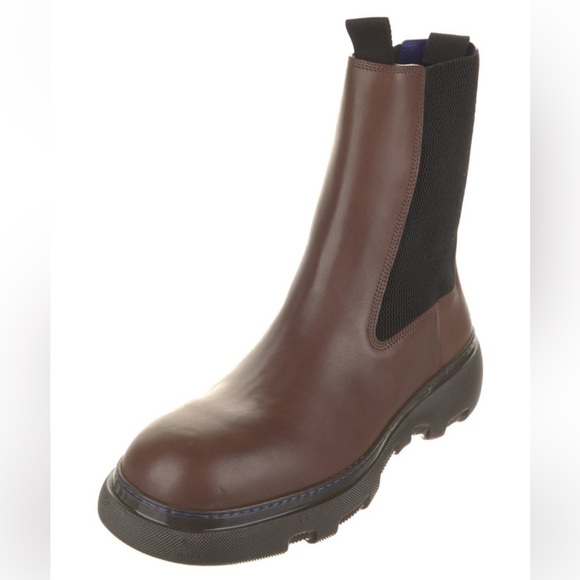 Burberry Leather Chelsea Boots